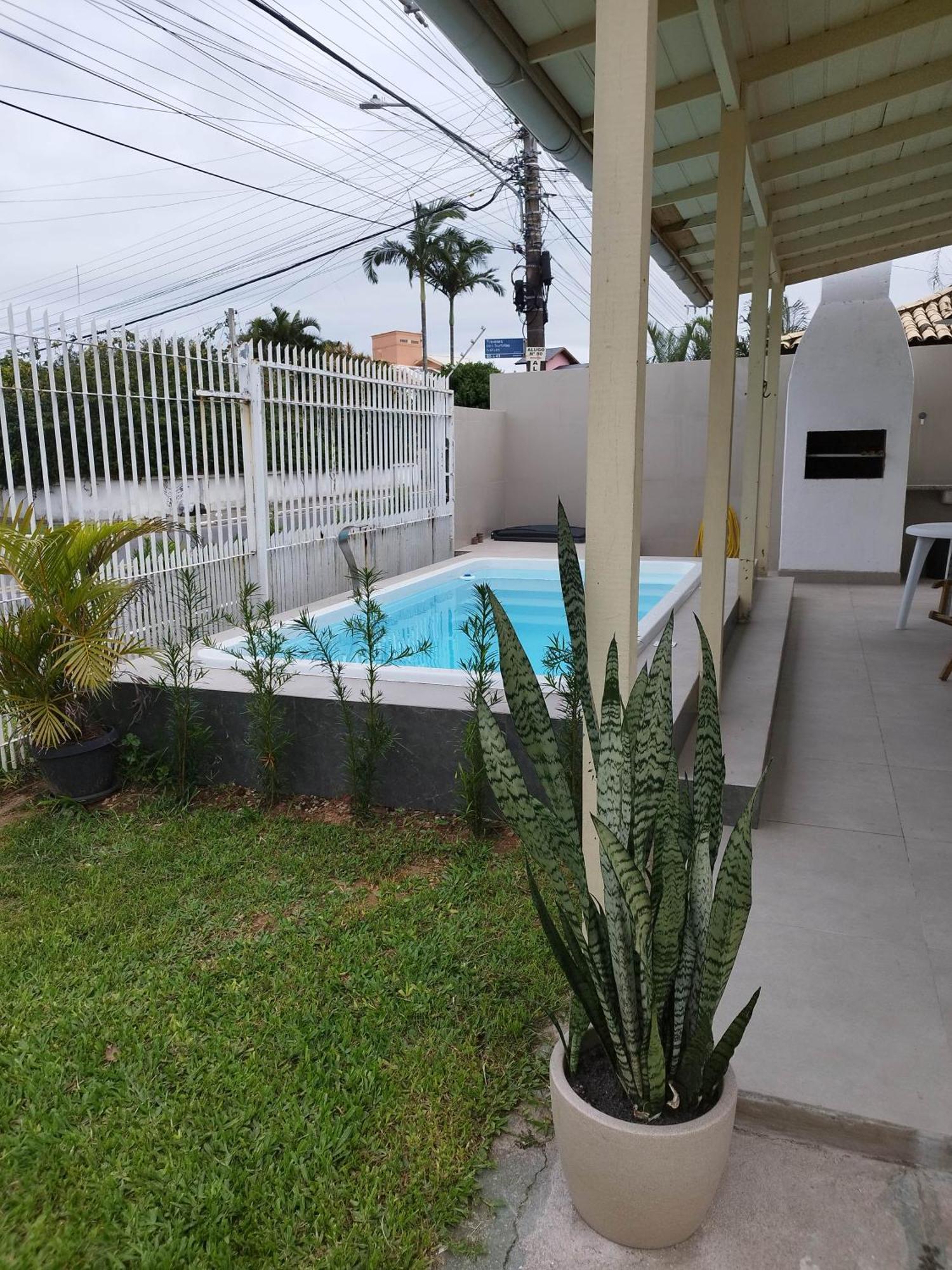Casa Com Piscina Pertinho Da Casa de férias *